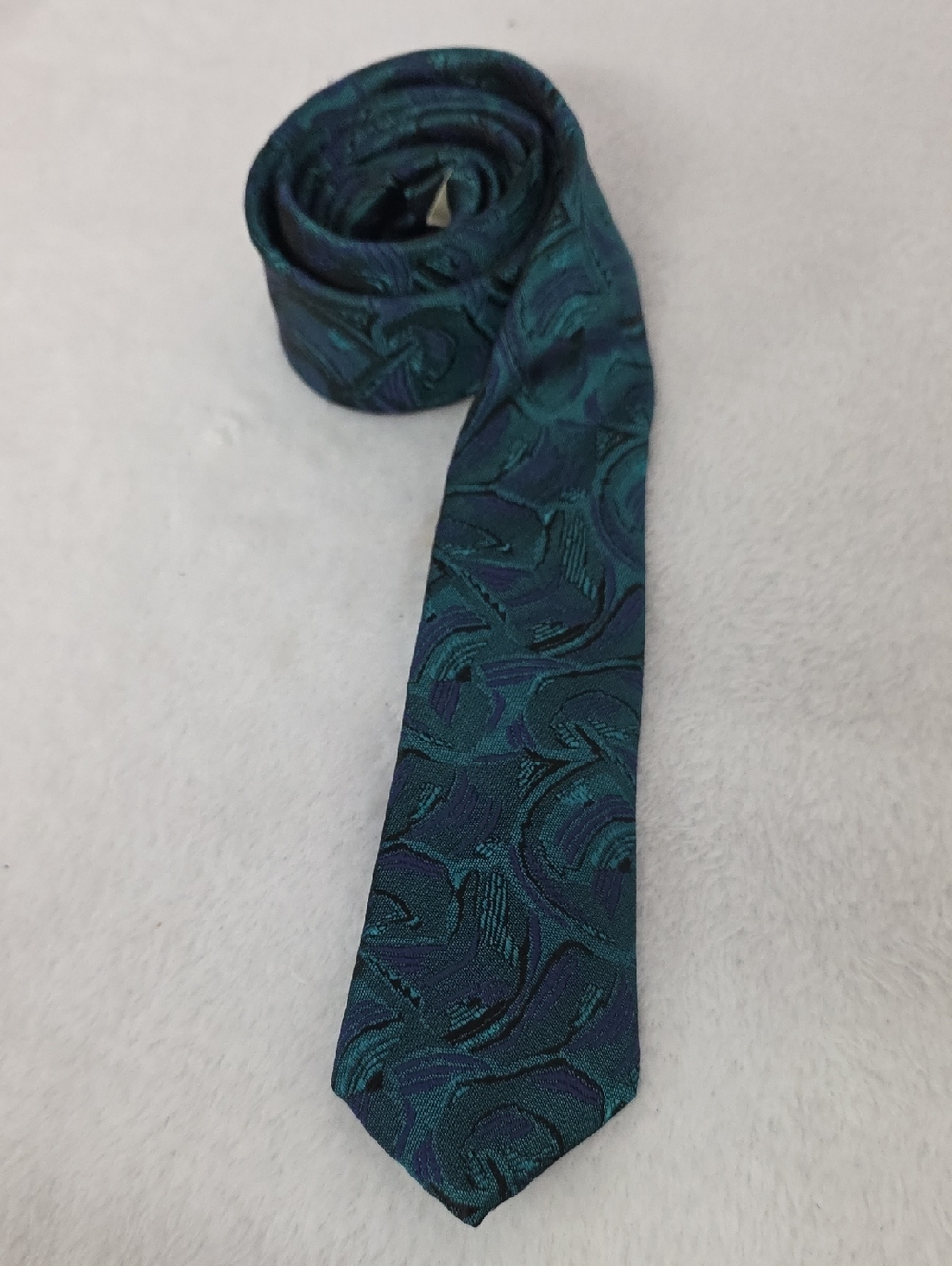 Sergio Valente Iridescent Skinny Men's Necktie